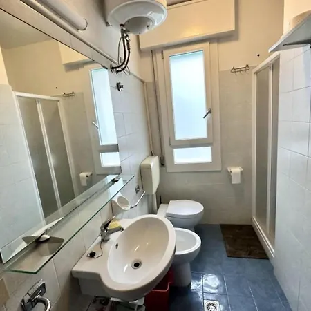 Spacious Flat With Parking For Families In